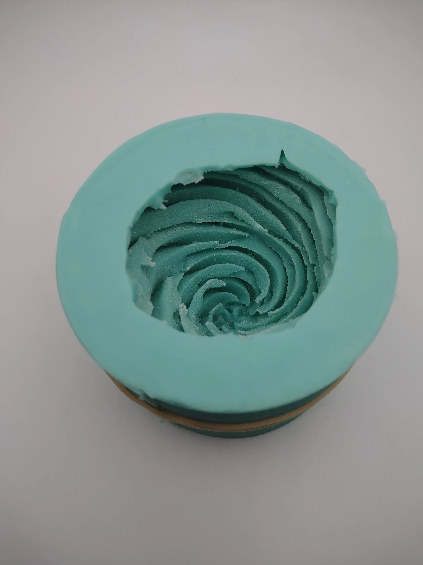 Swirl(3.0in diameter)-Silicone Mold-Faux Fake Bake-Clay, Resin, Soap, Candle, Plaster, Fondant or Baking Mold-Two Mold Styles Available