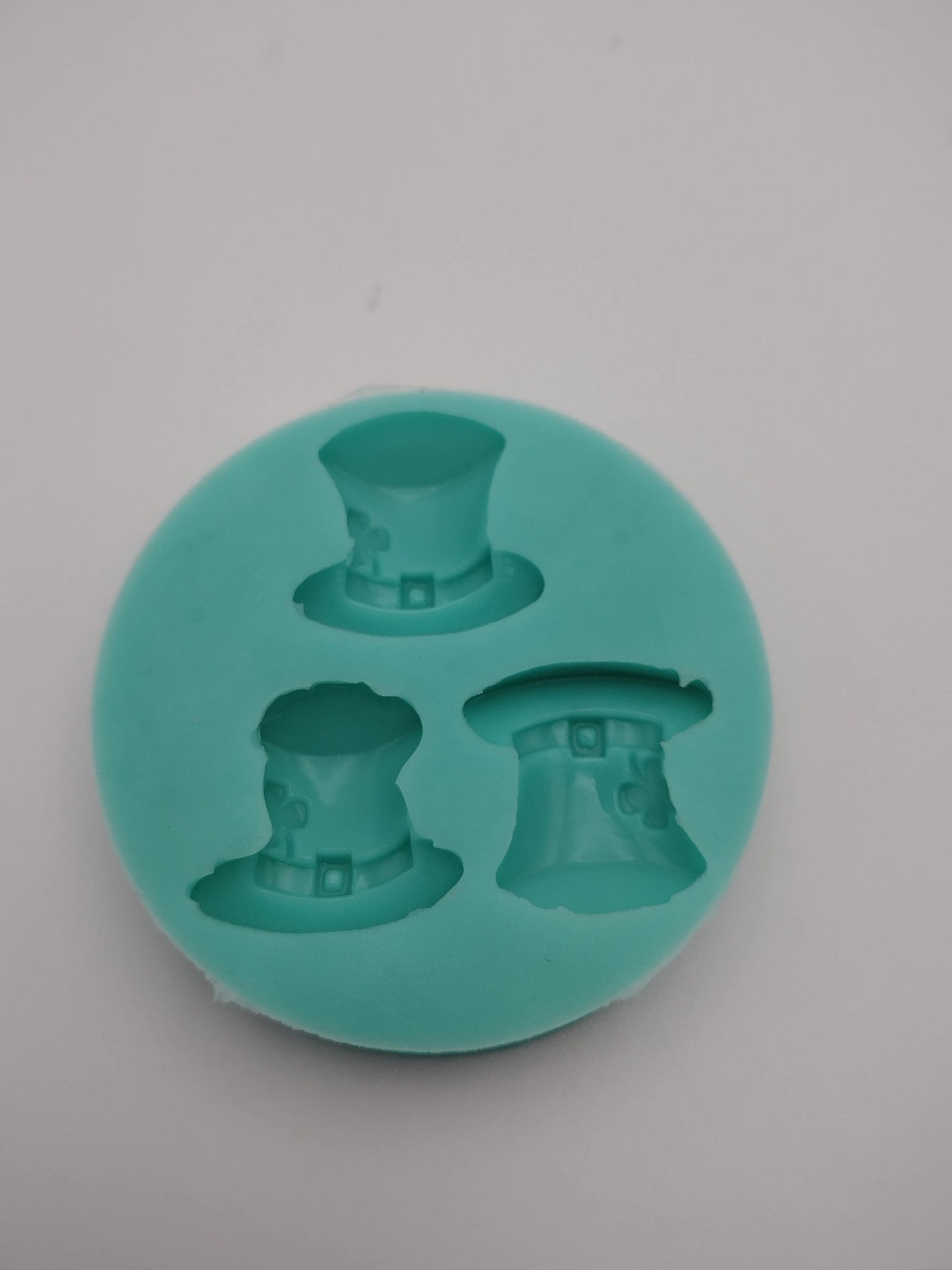 Shamrock Hats-Silicone Mold-Faux Fake Bake-Clay, Resin, Soap, Candle, Plaster, Fondant or Baking Mold-Two Mold Styles Available