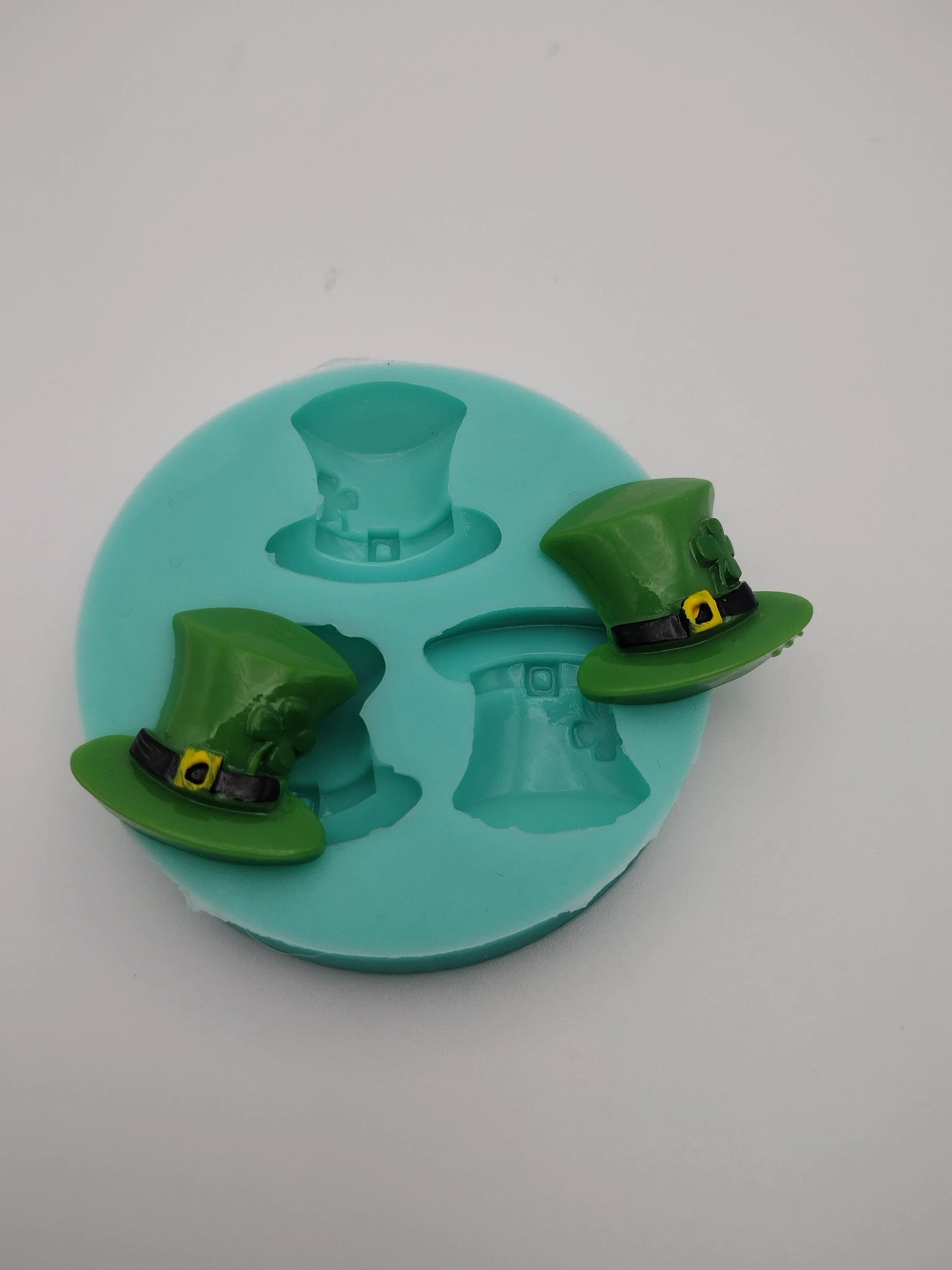 Shamrock Hats-Silicone Mold-Faux Fake Bake-Clay, Resin, Soap, Candle, Plaster, Fondant or Baking Mold-Two Mold Styles Available