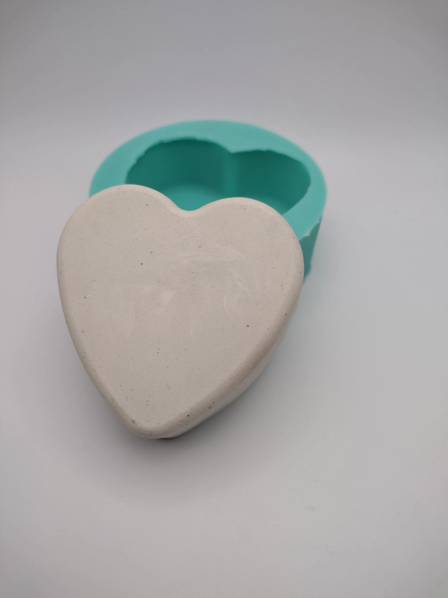 Thick Heart-Silicone Mold-Faux Fake Bake-Clay, Resin, Soap, Candle, Plaster, Fondant or Baking Mold-Two Mold Styles Available