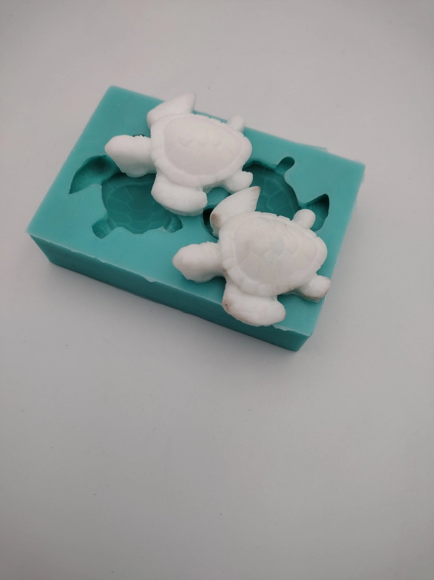 Turtles-Silicone Mold-Faux Fake Bake-Clay, Resin, Soap, Candle, Plaster, Fondant or Baking Mold-Two Mold Styles Available