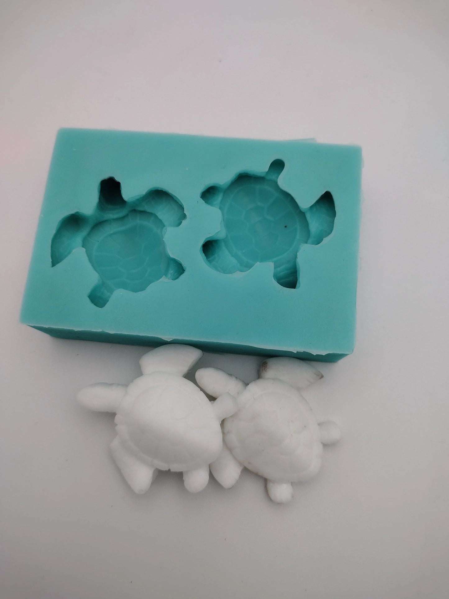 Turtles-Silicone Mold-Faux Fake Bake-Clay, Resin, Soap, Candle, Plaster, Fondant or Baking Mold-Two Mold Styles Available